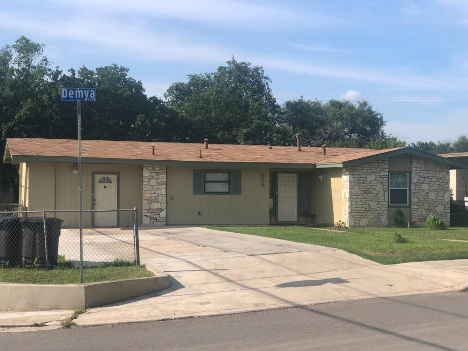 A Smaller Piece Of Heaven, Near By Lackland Afb San Antonio Zewnętrze zdjęcie